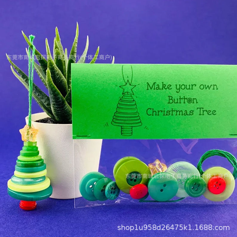 Christmas gift Christmas Button Ornament - Festive Santa Design Craft Kit （green Christmas tree）