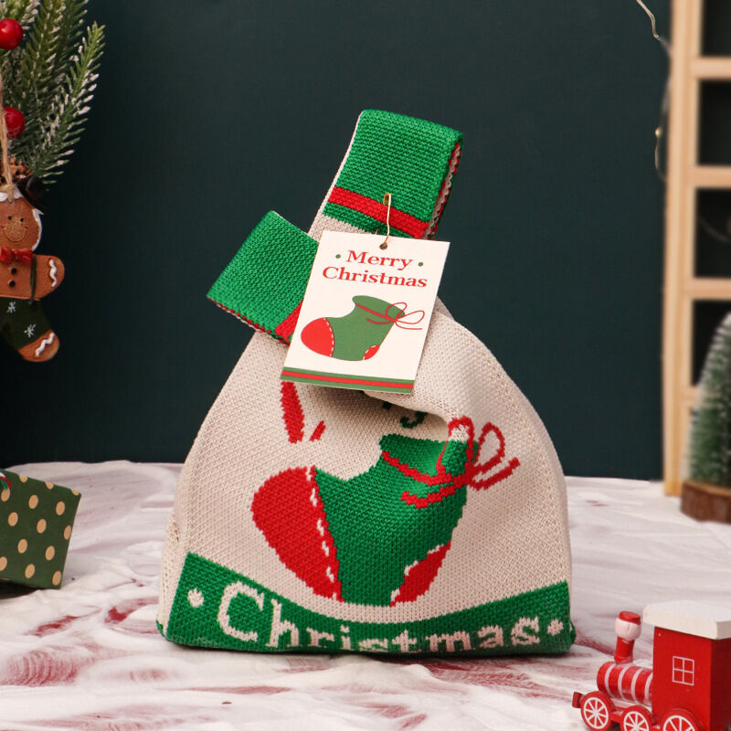 Christmas gift 4-Pack Christmas Knitted Gift Bags - Small & Big Festive Pouches for Apples, Candies, Christmas Eve Gifting & DecorationProduct（S）  - Image 3