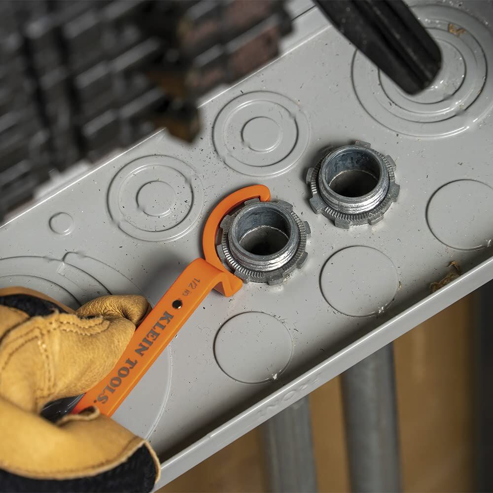 Orange Conduit Lockout Wrench Set – 3-Piece Offset Tool for 1/2", 3/4", 1" Pipe Nuts | Magnetic Storage & Hooked Tip Design | Ideal for Tight Spaces  - Image 7
