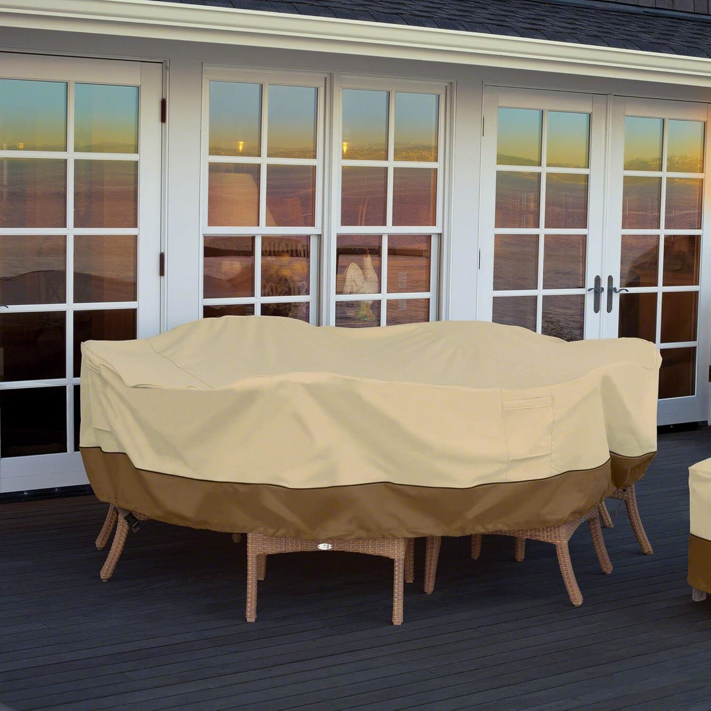 Round Patio Furniture Cover with Umbrella Hole: Waterproof 4-Season Protector for Garden, Balcony Table & Chair Sets(180x60 cm LxH) - Image 4