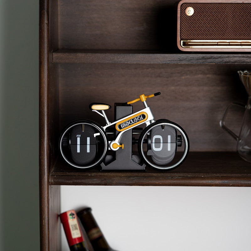 Modern Bicycle Flip Clock – Creative Mechanical Desk Timepiece with Dual Rotating Wheels, Retro Design for Home Office Decor, Compact Size (Yellow) - Image 4
