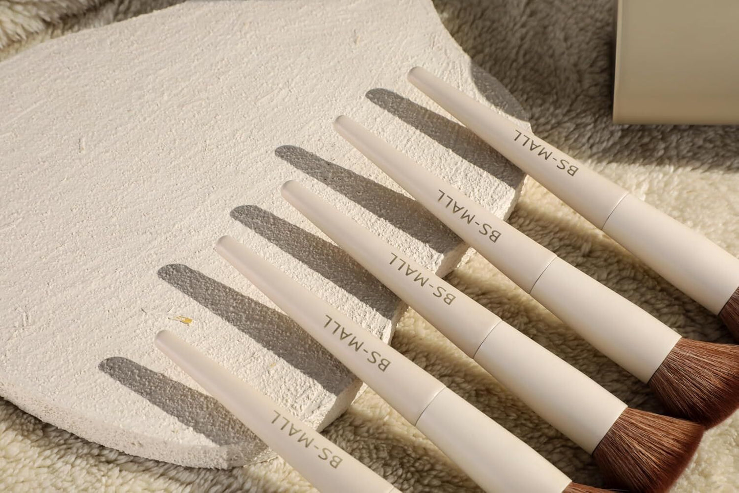Matte Beige Makeup Brush Set (18-Piece): Professional, Cruelty-Free for Foundation, Blush & Eyeshadow, Ideal for Aussies - Image 9