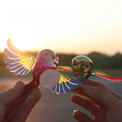 30km/h Wing-Flapping Car Bird Decoration (2-Pack): Red & Blue Wing Ornaments with Strong Adhesive for Car, Mirror, Motorcycle, Helmet - Image 2