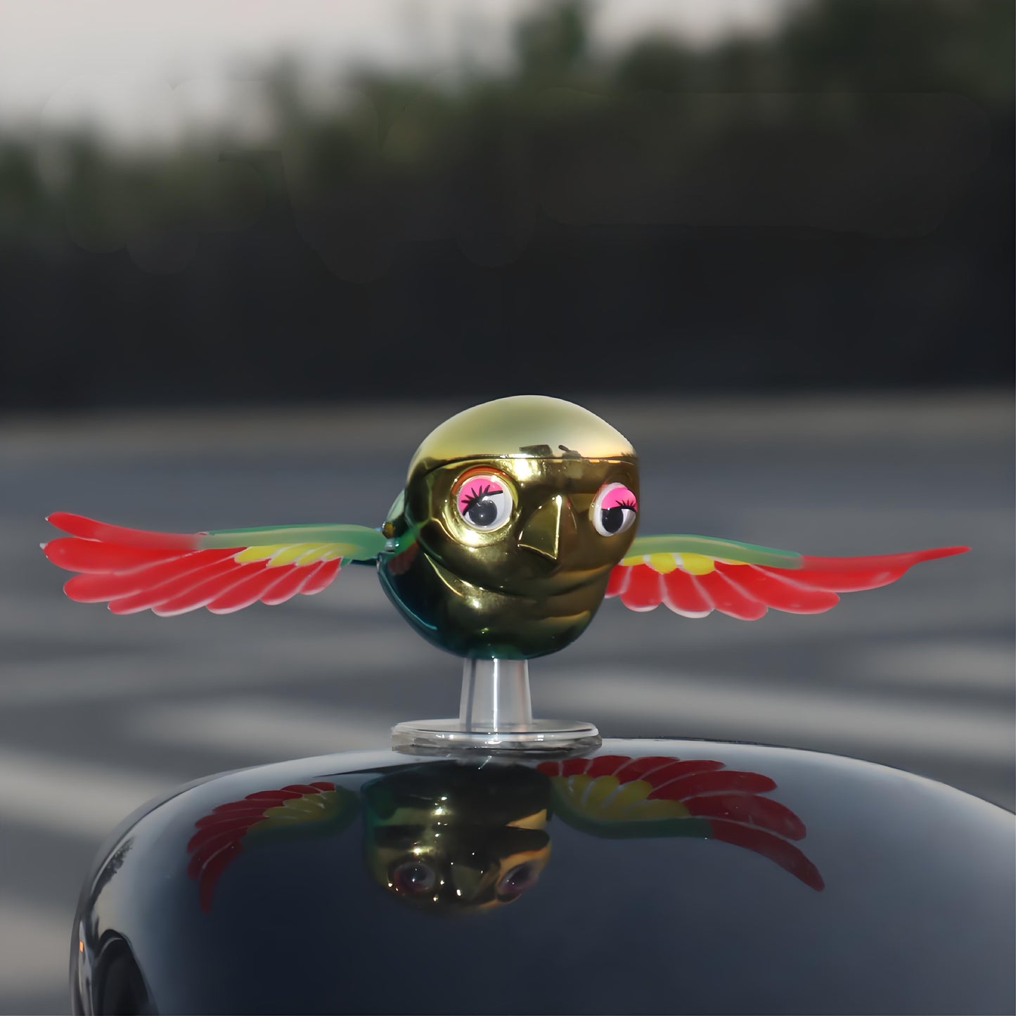 30km/h Wing-Flapping Car Bird Decoration (2-Pack): Red & Blue Wing Ornaments with Strong Adhesive for Car, Mirror, Motorcycle, Helmet - Image 3