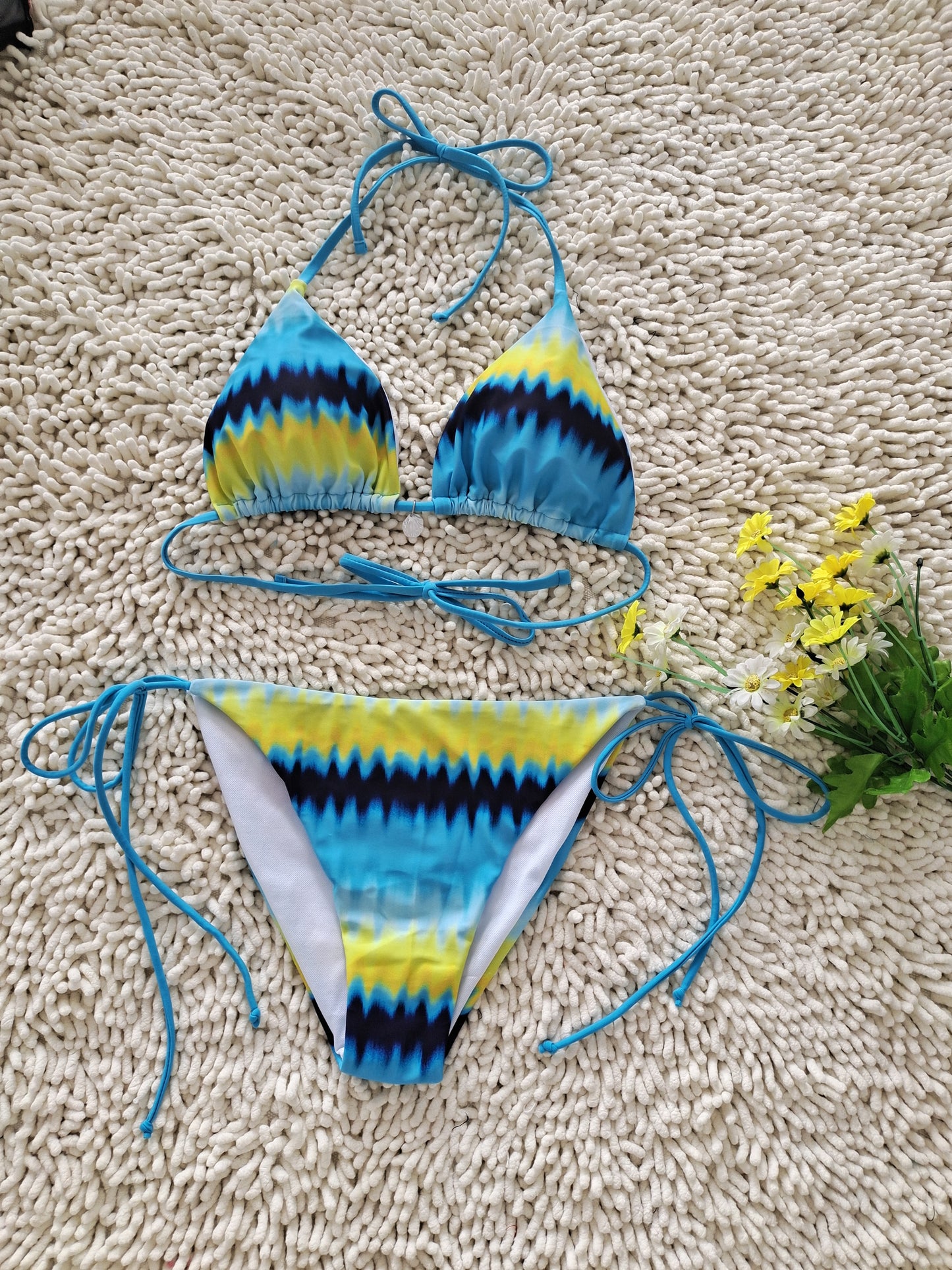 2026 New Bikini Yellow and Blue Color Clash Design Swimsuit Wave Pattern Print Eco-friendly Fabric Size M - Image 4