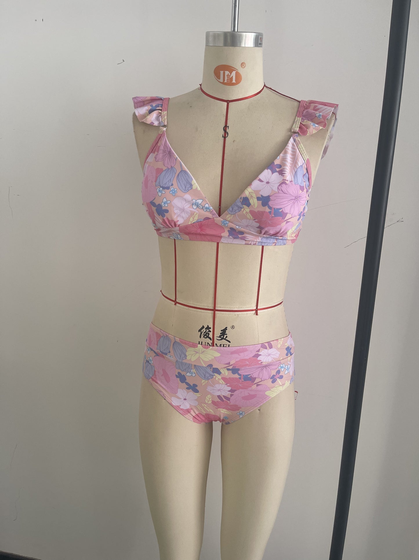 Chic Teenage Design Bikini Featuring Frill Details and Secure Fastening for Beach Days Size S - Image 4