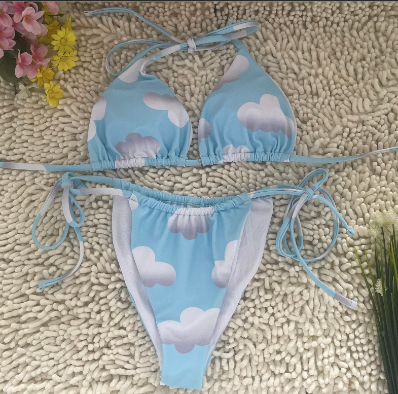 White Clouds Cute Bikini Sky Blue Deep V Tie Swimsuit Size M - Image 3