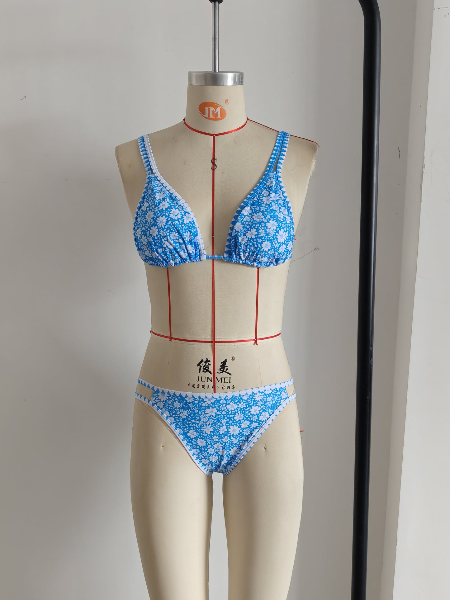 Adjustable Strap Blue Floral Print Swimwear Set Size XL - Image 4