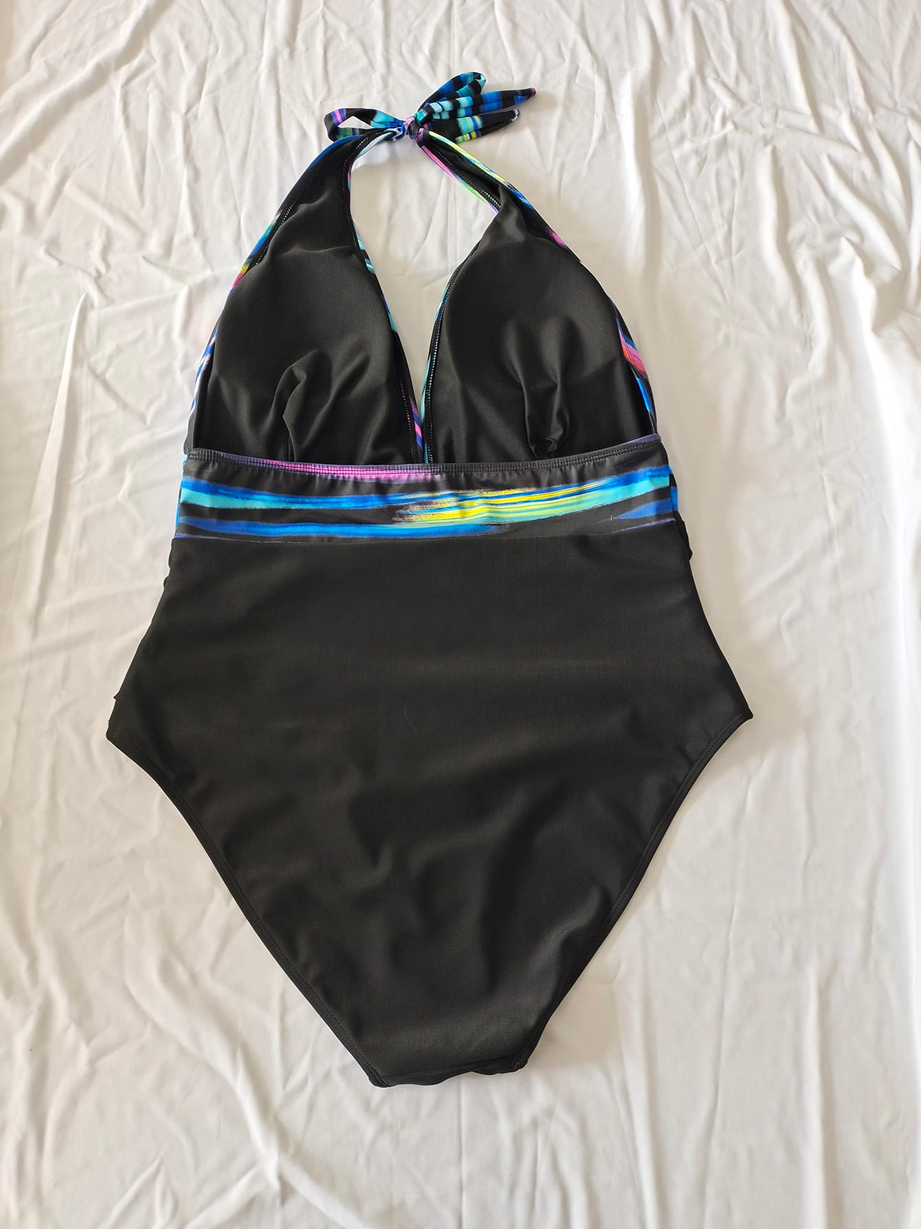 Fashionable One-piece Plus Size Swim Costume with Eye-catching Stripes Size 2XL - Image 4