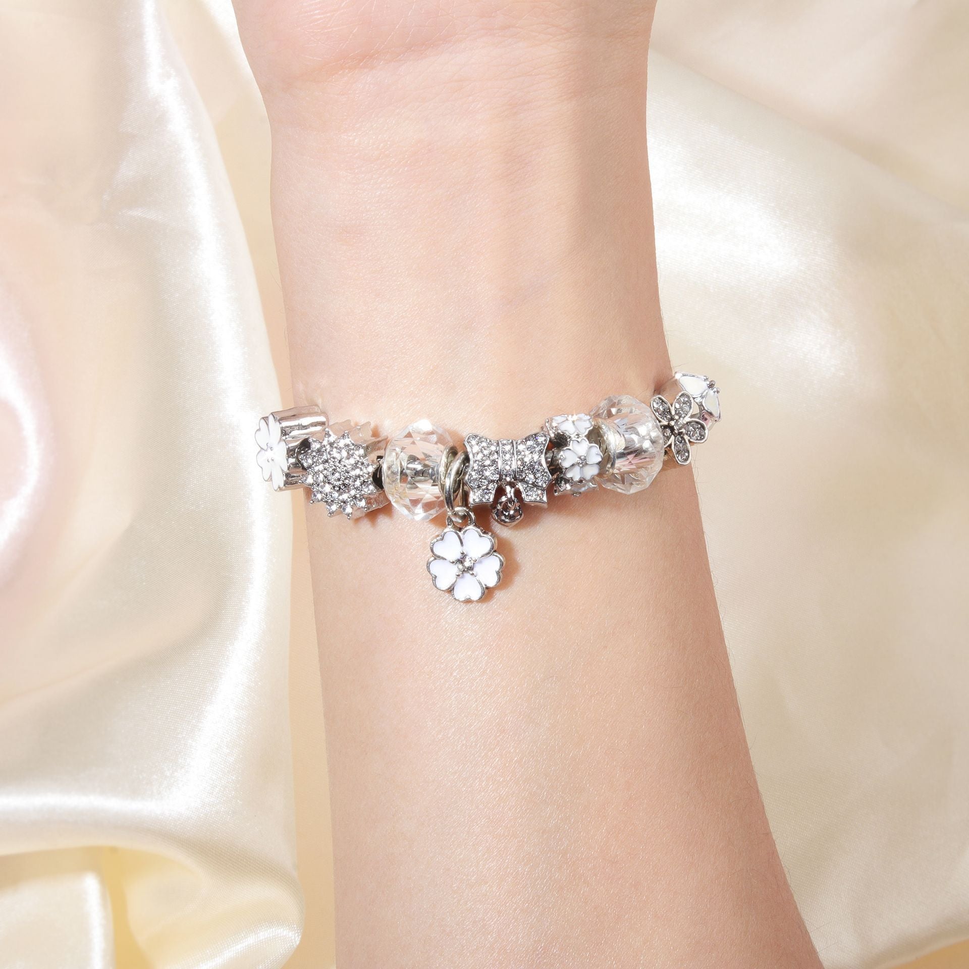 Alloy Bracelet with Rhinestone, Glass Beads & White Magnolia Pendant(19cm) - Image 2