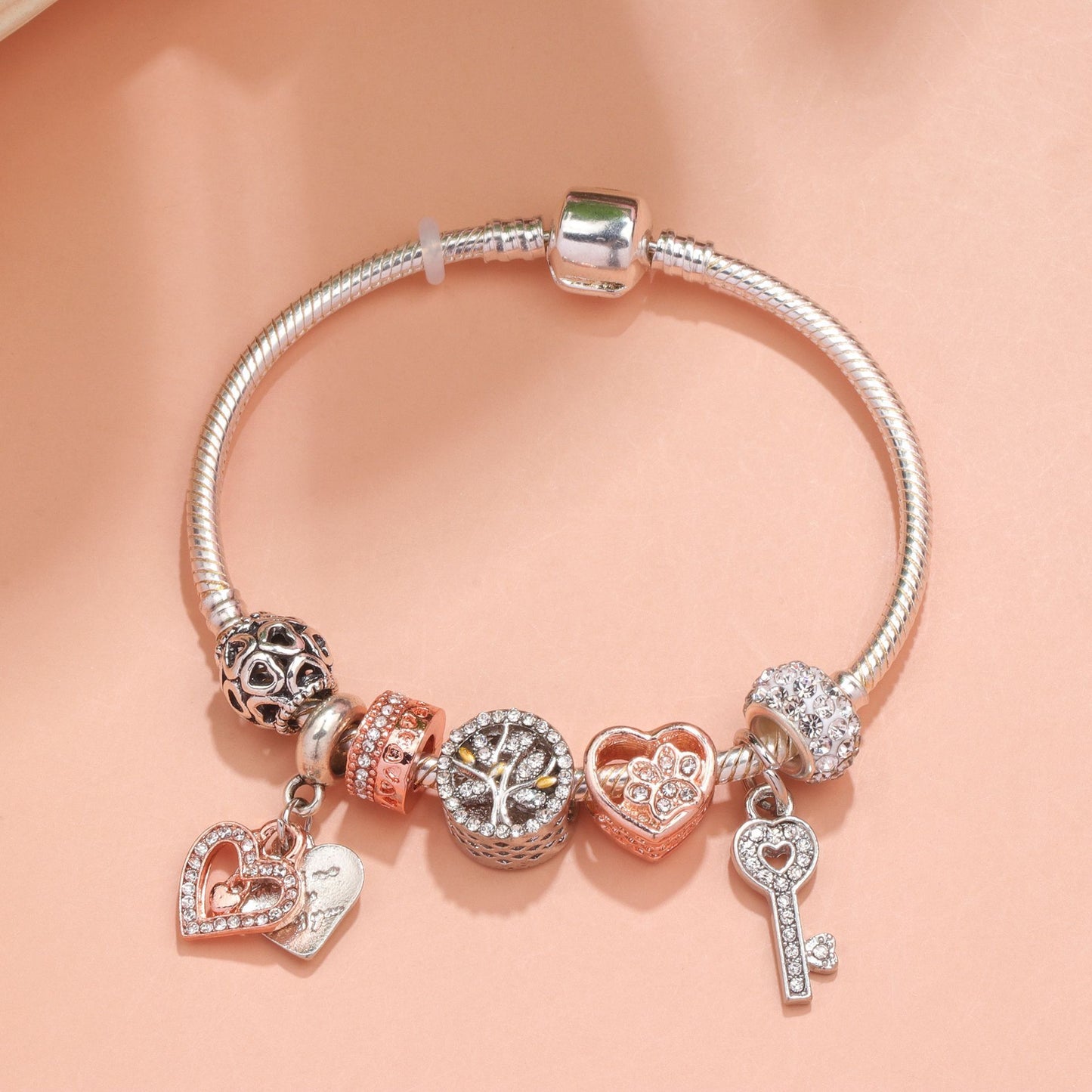 Crystal-studded Hollow Heart Key Tree of Life Bracelet(silver,17cm) - Image 3