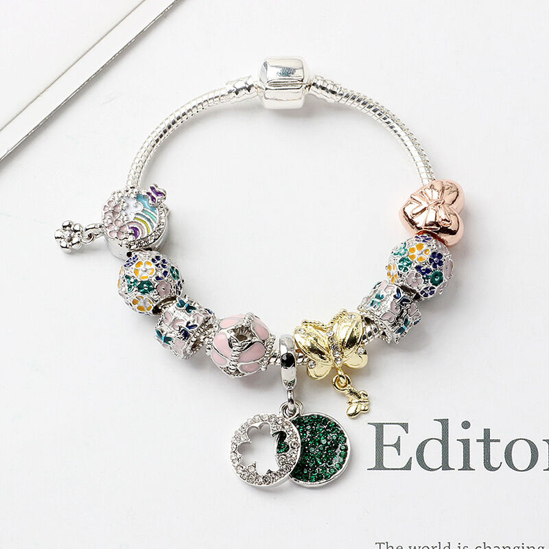 Rhinestone Inlaid Pastoral Style Butterfly Wreath Clover Pendant Bracelet(19cm) - Image 3