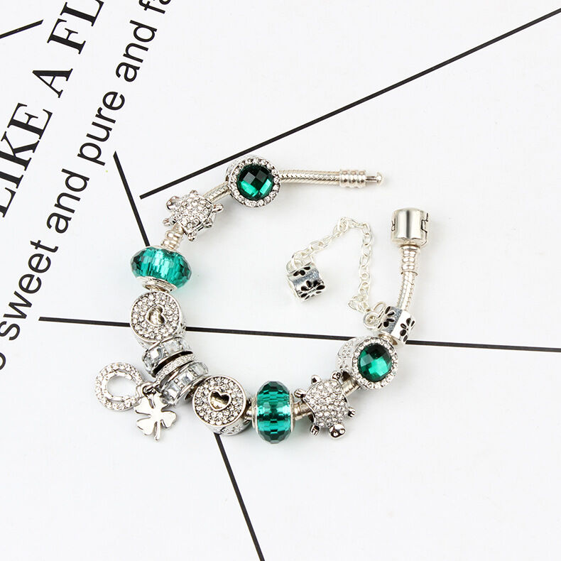 Charm Bracelet with Tortoise, Heart, Clover Pendant(Green,18cm) - Image 4