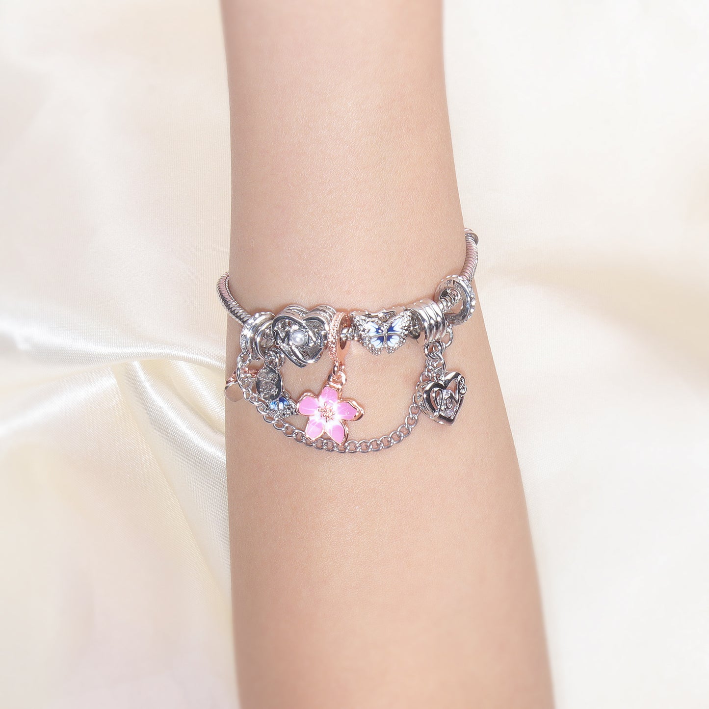 Blue Butterfly Glass Bead & Pink Flower Pendant Charm Bracelet(19cm) - Image 5
