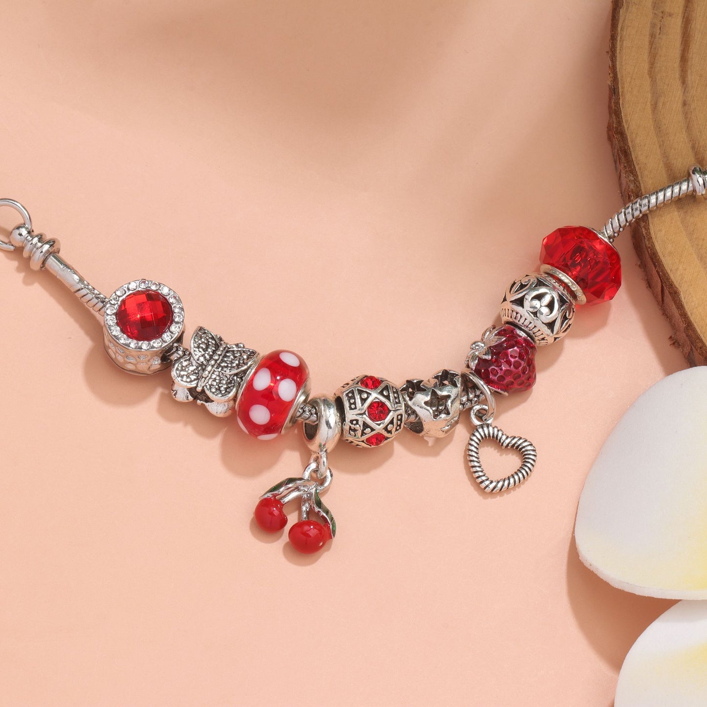 Charm Bracelet with Tortoise, Heart, Clover Pendant(red,19cm) - Image 4