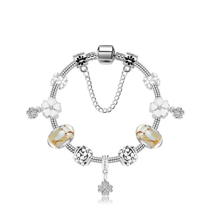 Clover Pendant Bracelet: Alloy, Zircon & Resin with Bright, Sweet Style(17cm)