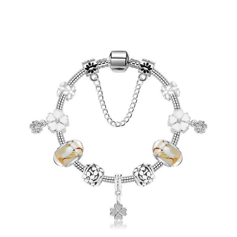 Clover Pendant Bracelet: Alloy, Zircon & Resin with Bright, Sweet Style(20cm)