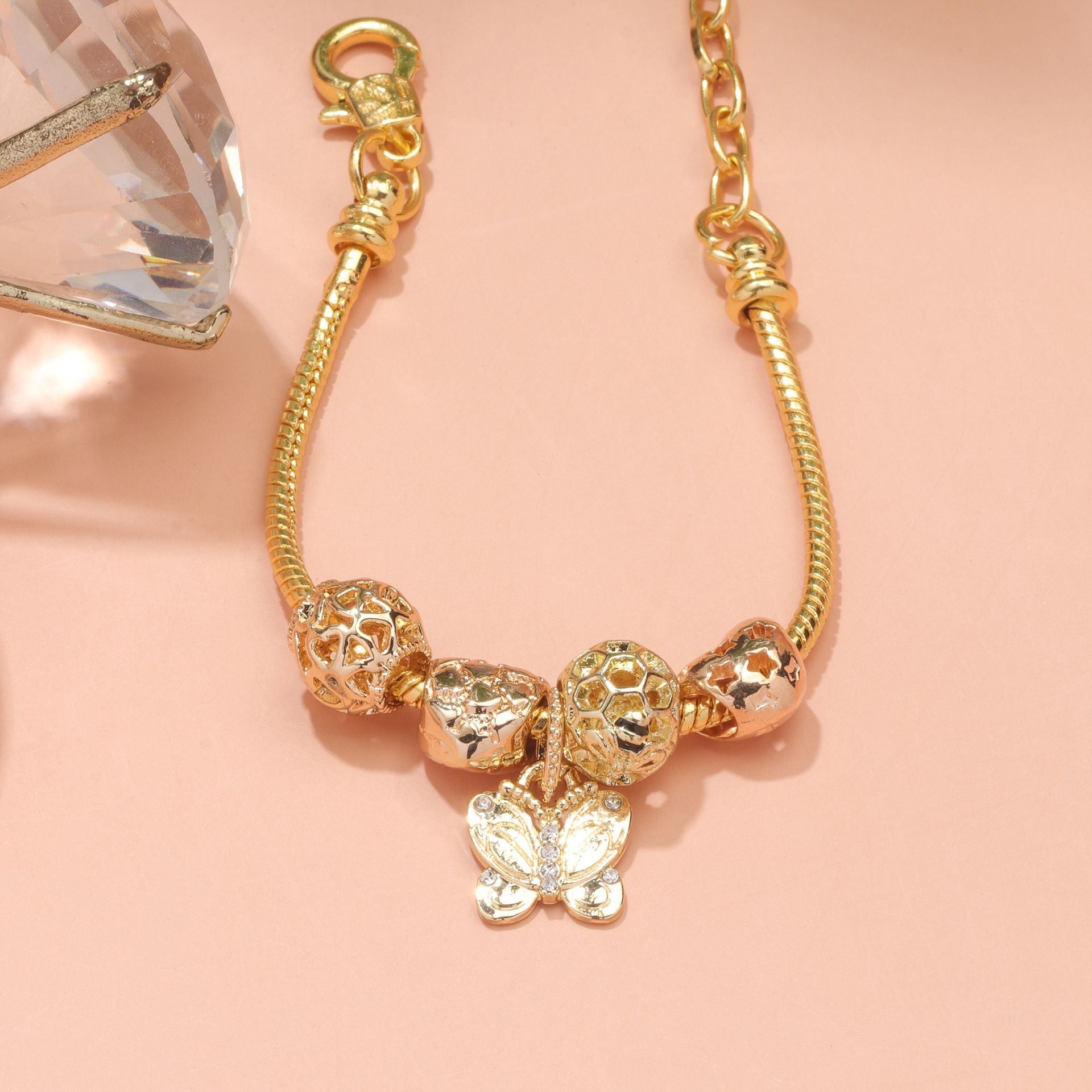 Hollow Beads Butterfly Heart Charm Bracele(yellow,19cm) - Image 3
