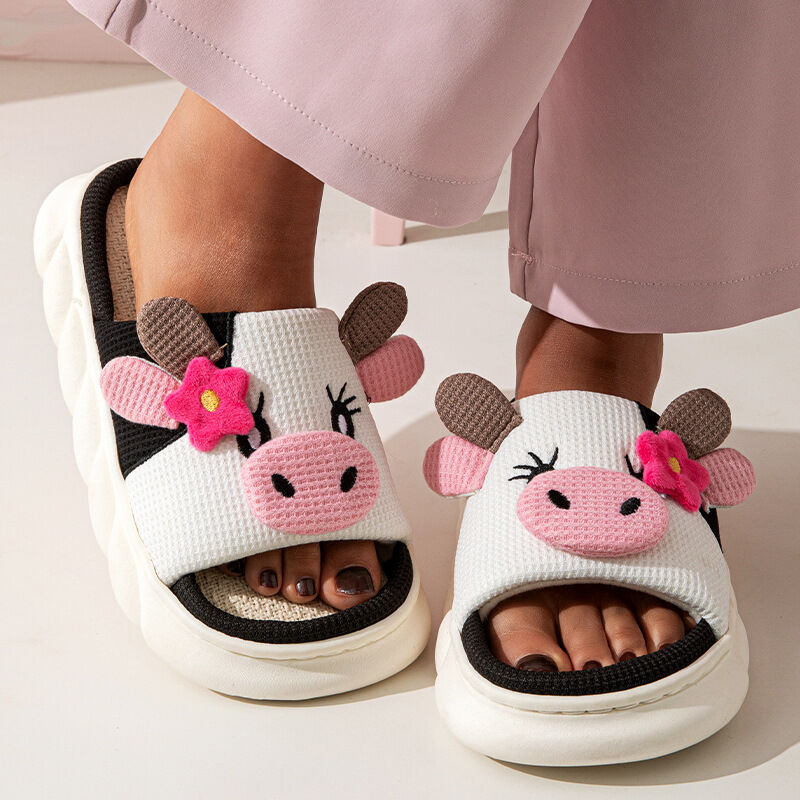 Unisex Cow Cartoon Linen Slippers: EVA Thick Sole Non-Slip Beach Sandals for Couples & Parent-Child, 7 Styles(white-41-42)