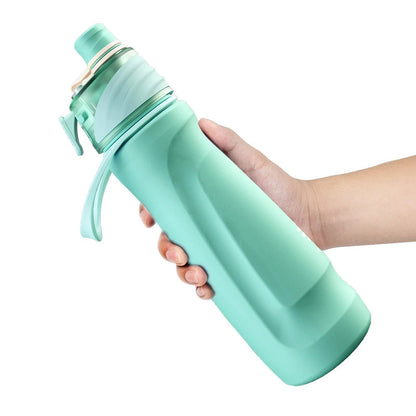 750ML Spray Water Bottle Green - Image 2