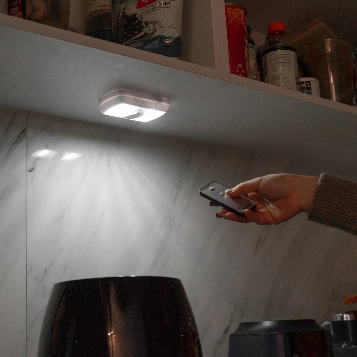 Brillar Remote Controlled Light Switch - Image 4