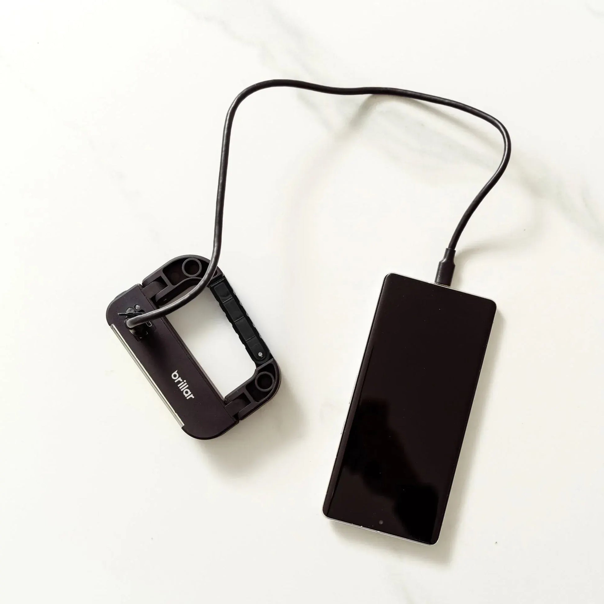 Brillar Powerbank Carabiner Torch 2200mAh - Black - Image 5