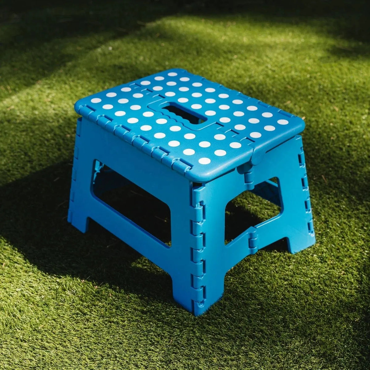 Plastic Folding Stool Portable Chair Outdoor Camping Blue - Image 6