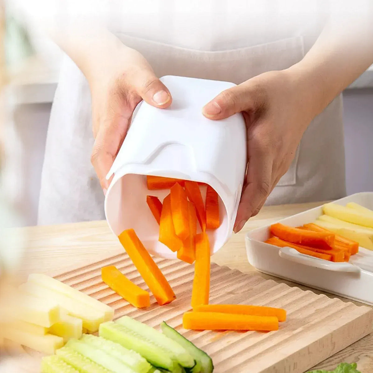 Manual Potato Fries Cutter 10x8x18cm Stainless Steel Vegetable Slicer Easy Press Dishwasher Safe Kitchen Chopper - Image 2