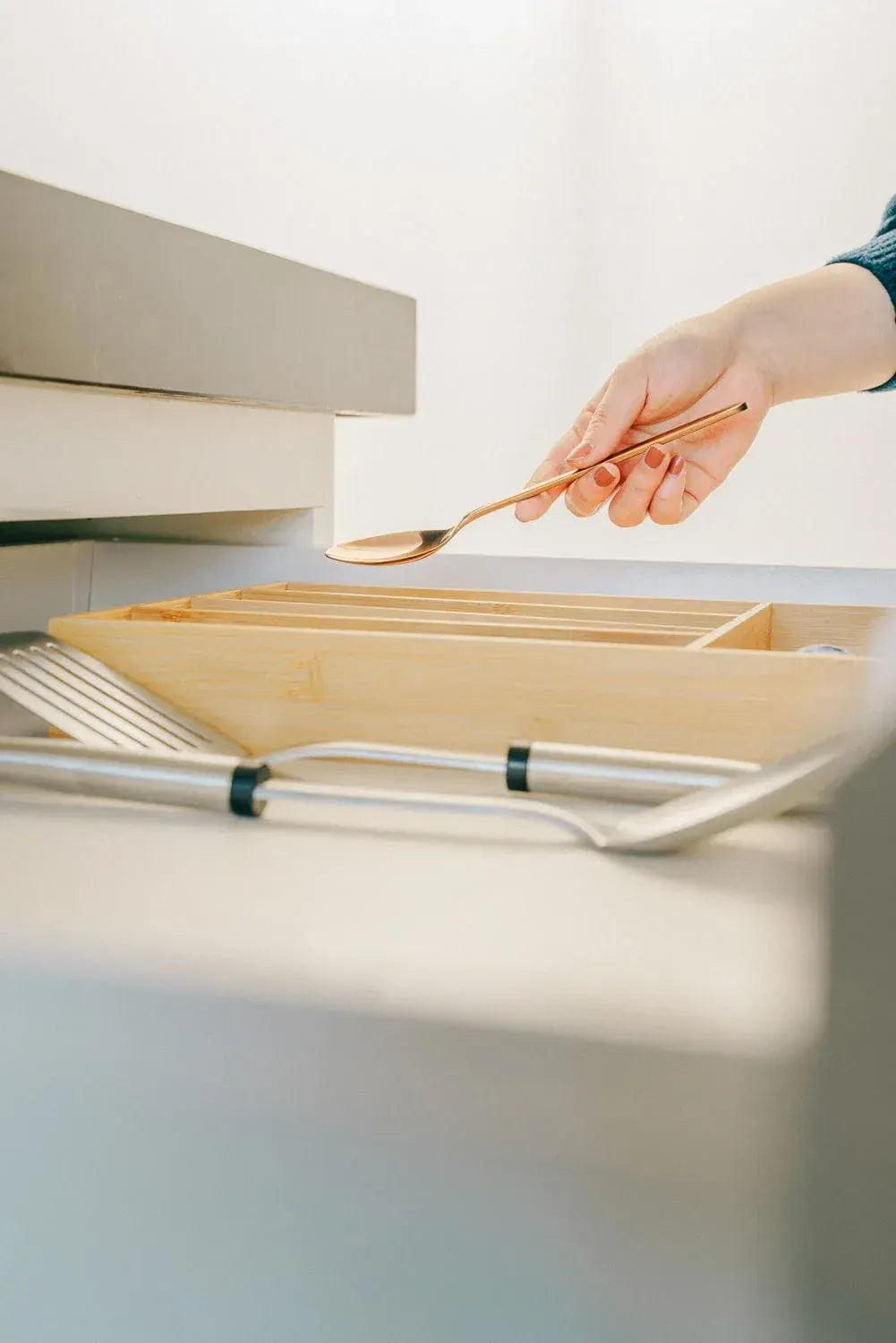Bamboo Cutlery Tray - Image 4