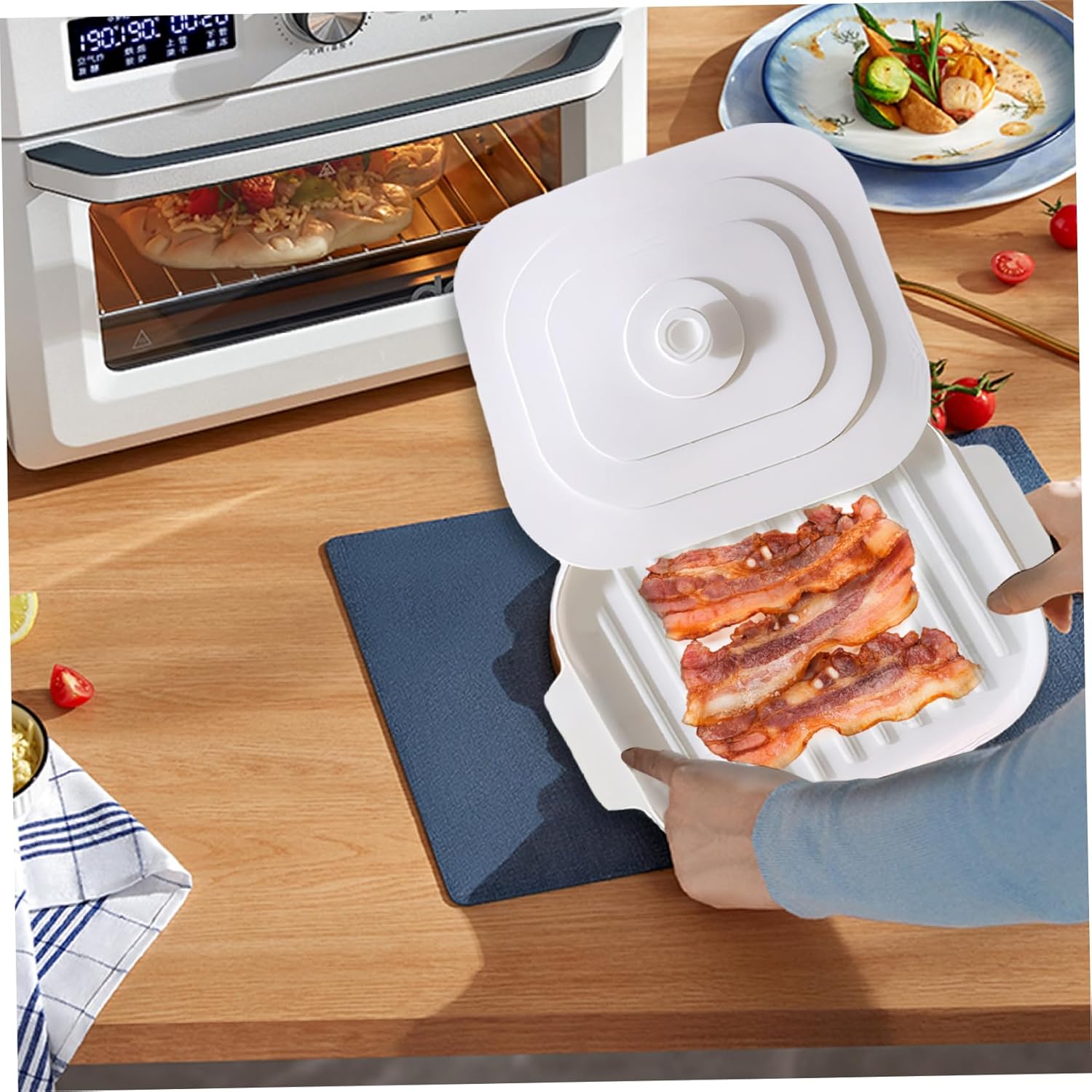 Microwave Tray for Bacon, 30 x 20 x 0.8 cm Silicone Bacon Pan with Lid and Handle, Crispy Bacon Maker - Image 4