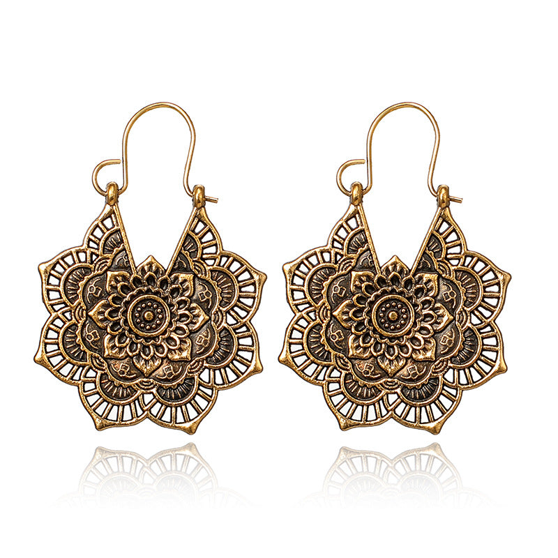 Vintage Silver Mandala Flower Dangle Earrings - Image 5