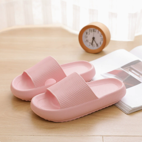 Cloud Slippers for Women and Men, Pillow House Slippers Shower Shoes Indoor Slides Bathroom Sandals, Ultimate Comfort, Lightweight, Thick Sole, Non-Slip, Easy to Clean pink（42-43）