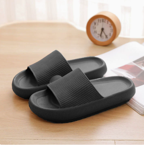 Cloud Slippers for Women and Men, Pillow House Slippers Shower Shoes Indoor Slides Bathroom Sandals, Ultimate Comfort, Lightweight, Thick Sole, Non-Slip, Easy to Clean black （36-37）