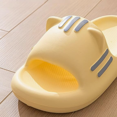 Women’s Slides Cute Bathroom Slippers Non-Slip Cartoon Cat Shaped Indoor Outdoor Summer Slippers（yellow，36-37） - Image 3