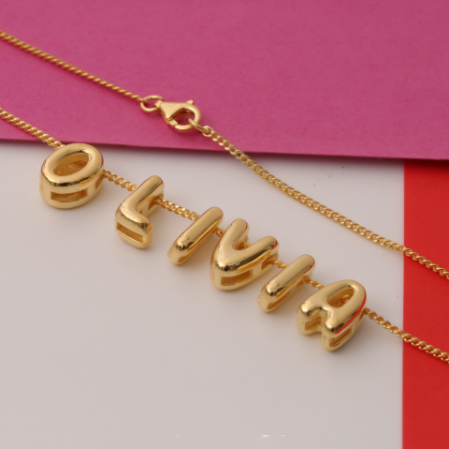 Custom letter necklace with a complete set of letter beads from A to Z, 10mm heart pendant, three colors available, chain accessory included - Gold - Image 4