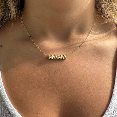 Custom letter necklace with a complete set of letter beads from A to Z, 10mm heart pendant, three colors available, chain accessory included - Gold - Image 5