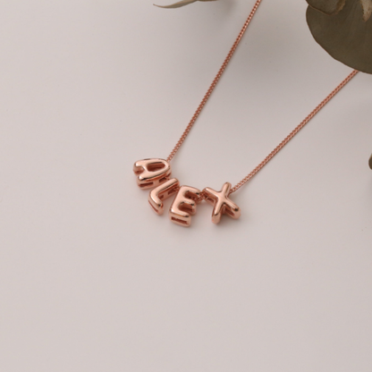Custom letter necklace with a complete set of letter beads from A to Z, 10mm heart pendant, three colors available, chain accessory included - Rose Gold - Image 2