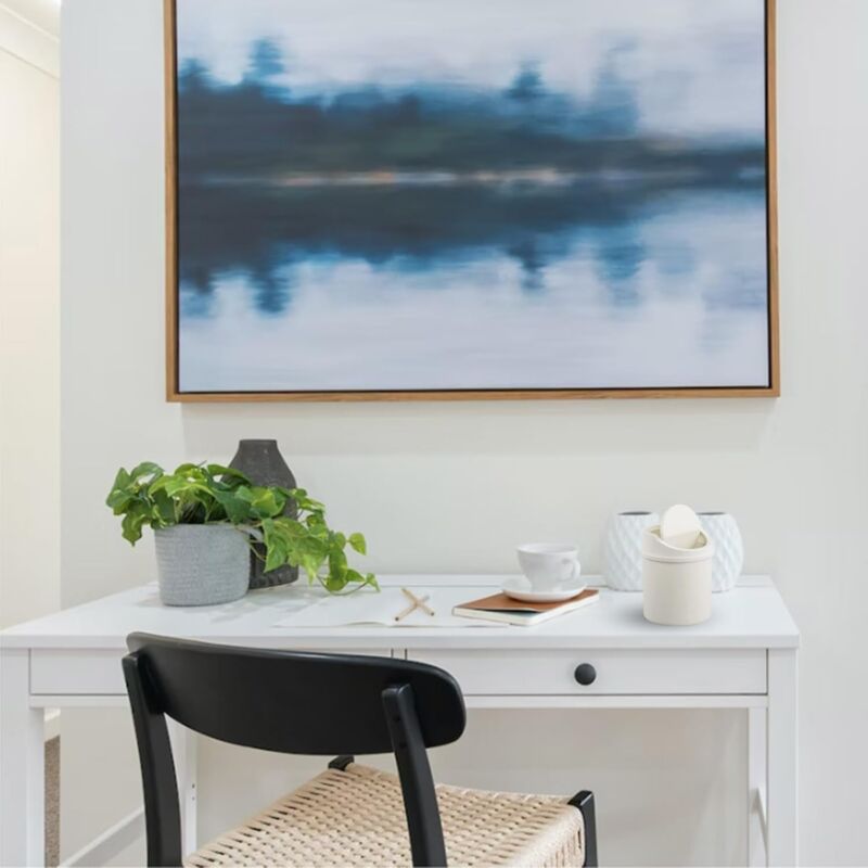 Mini Trash Can With Lid, Tabletop Trash Can, Small Plastic Trash Can, White - Image 4