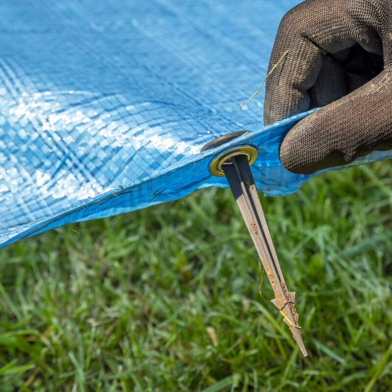 Pack Of 100 Ground Stakes For Fixing Weed Control Fabric Or Mole Control Netting Black - Image 4