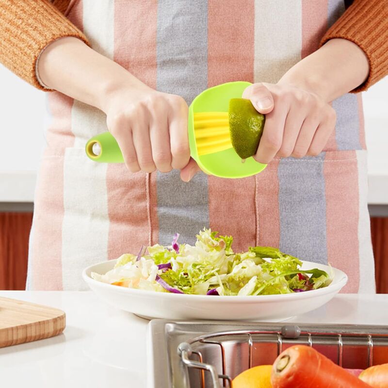 Citrus Juicer With Seed Filter, Ergonomic Mini Lemon Squeezer Tools For Lemon Orange Fruits - Image 3
