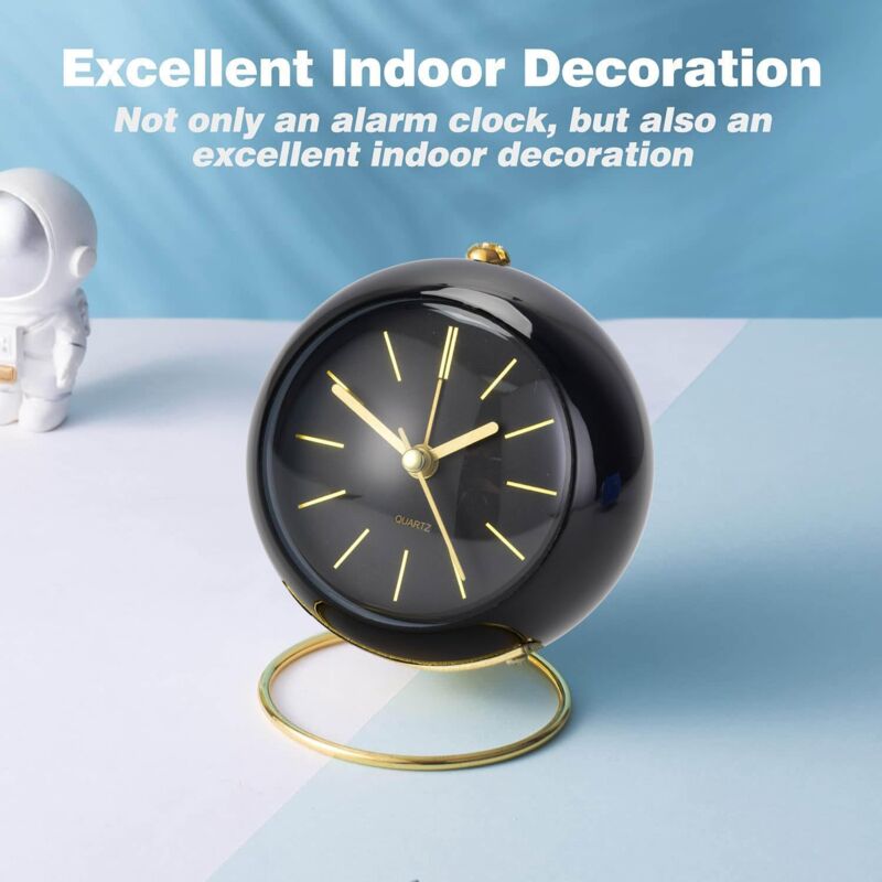Retro Analog Alarm Clock Non-Ticking With Night Light, Silent, Battery Operated, Easy To Use And Loud Alarm - Image 3