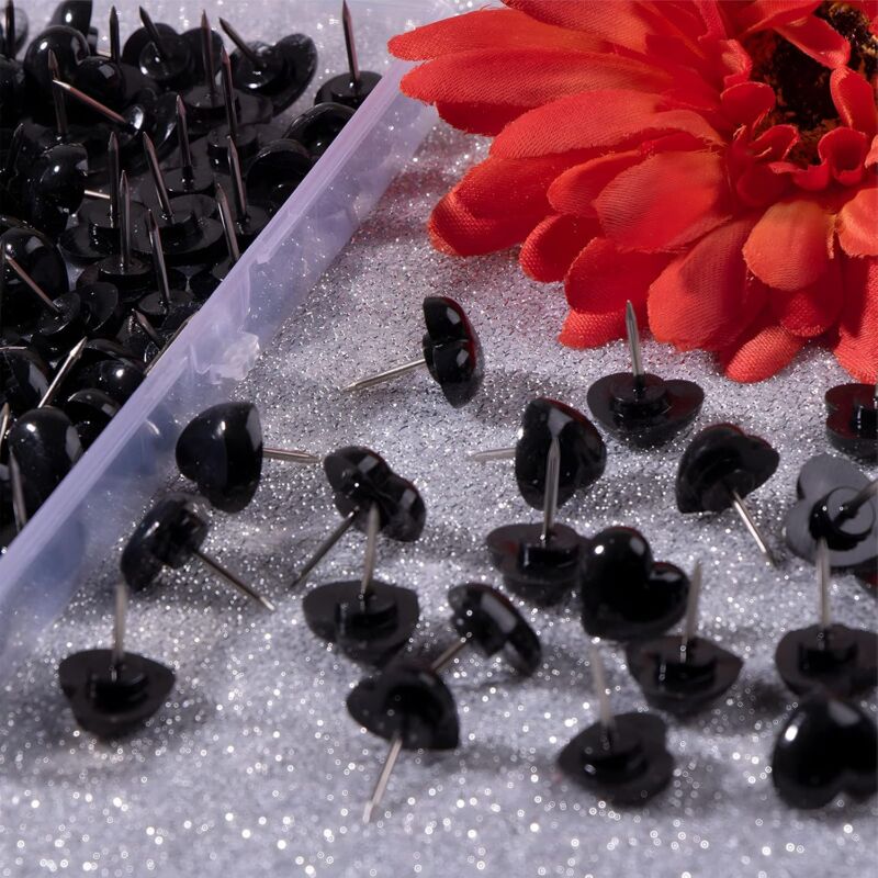 100 pcs Black Heart Shape Push Pins With Steel Point For Pictures And Walls - Image 4