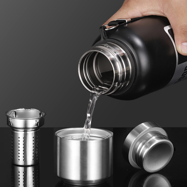 Antibacterial 316 Stainless Steel Vacuum Flask 600ml | Tea Infuser & Insulated Bottle for Hot/Cold Drinks (Black) - Image 3