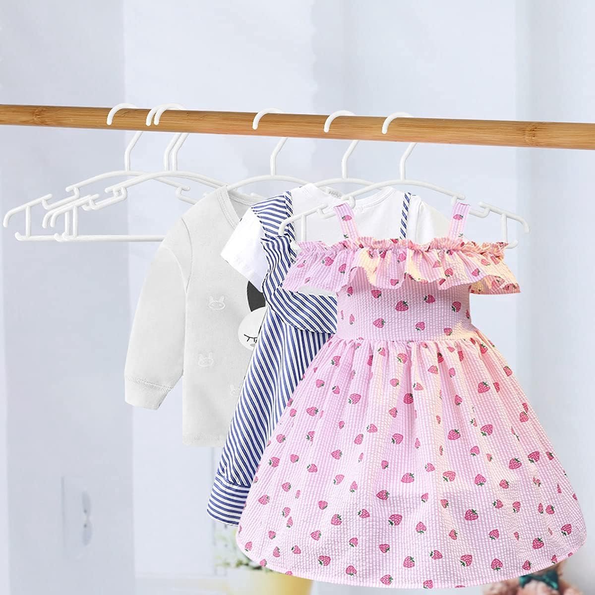 Hangers - Hangers - Children's Hangers - Baby Hangers - Plastic Hangers for Children - Baby Wardrobe Hangers - 20 Non-Slip Toddler Hangers - For Baby Clothes, Pants, Jackets, Dresses - Wit - Image 4