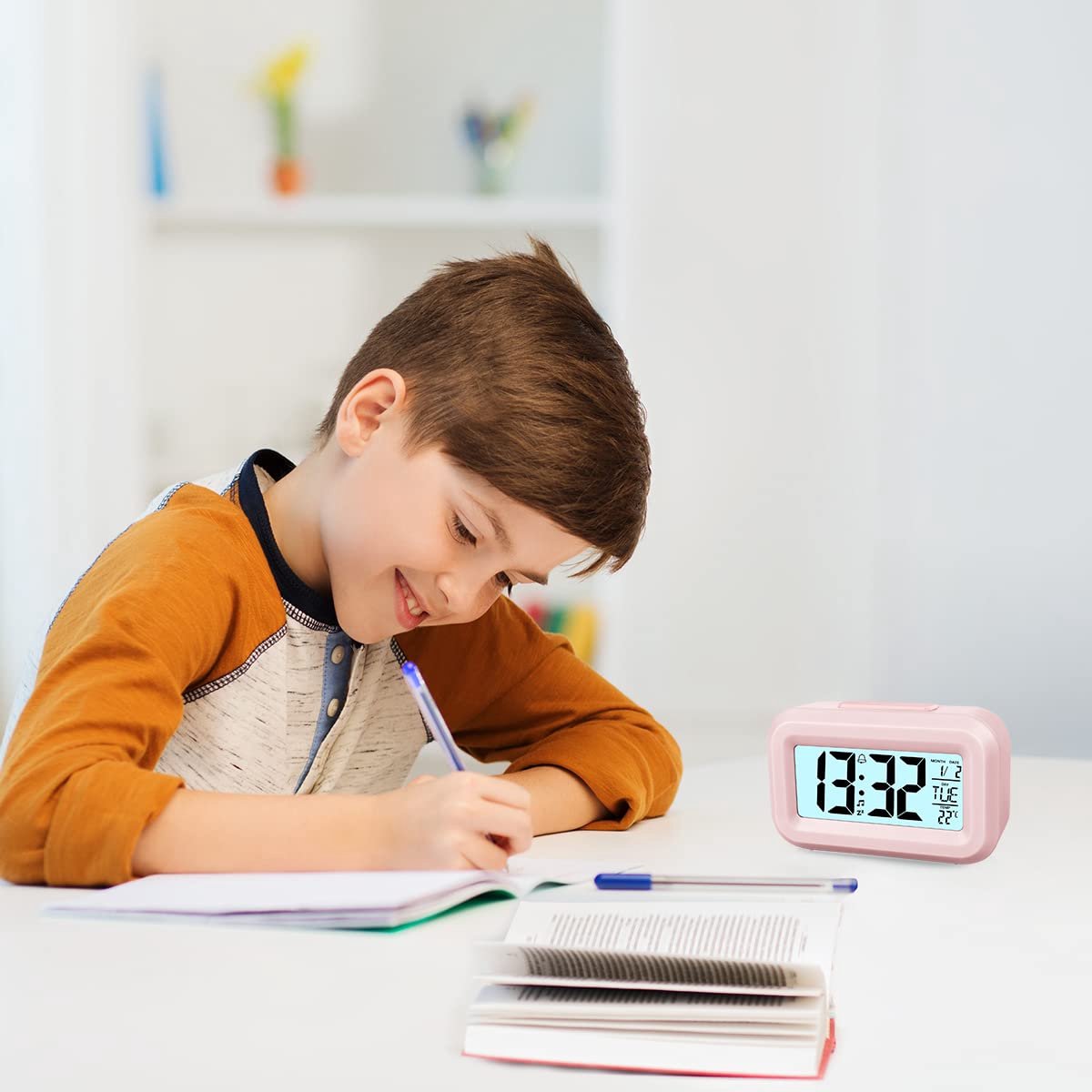 Wekker Digital Alarm Clock - Children's Clock - Wekker - Wekker Children's Alarm Clock - Travel Alarm Clock - LED Display Clock - Adjustable 12/24 Hour Snooze Function, Temperature, Date, Time - Portable Alarm Clock - Pink - Image 4