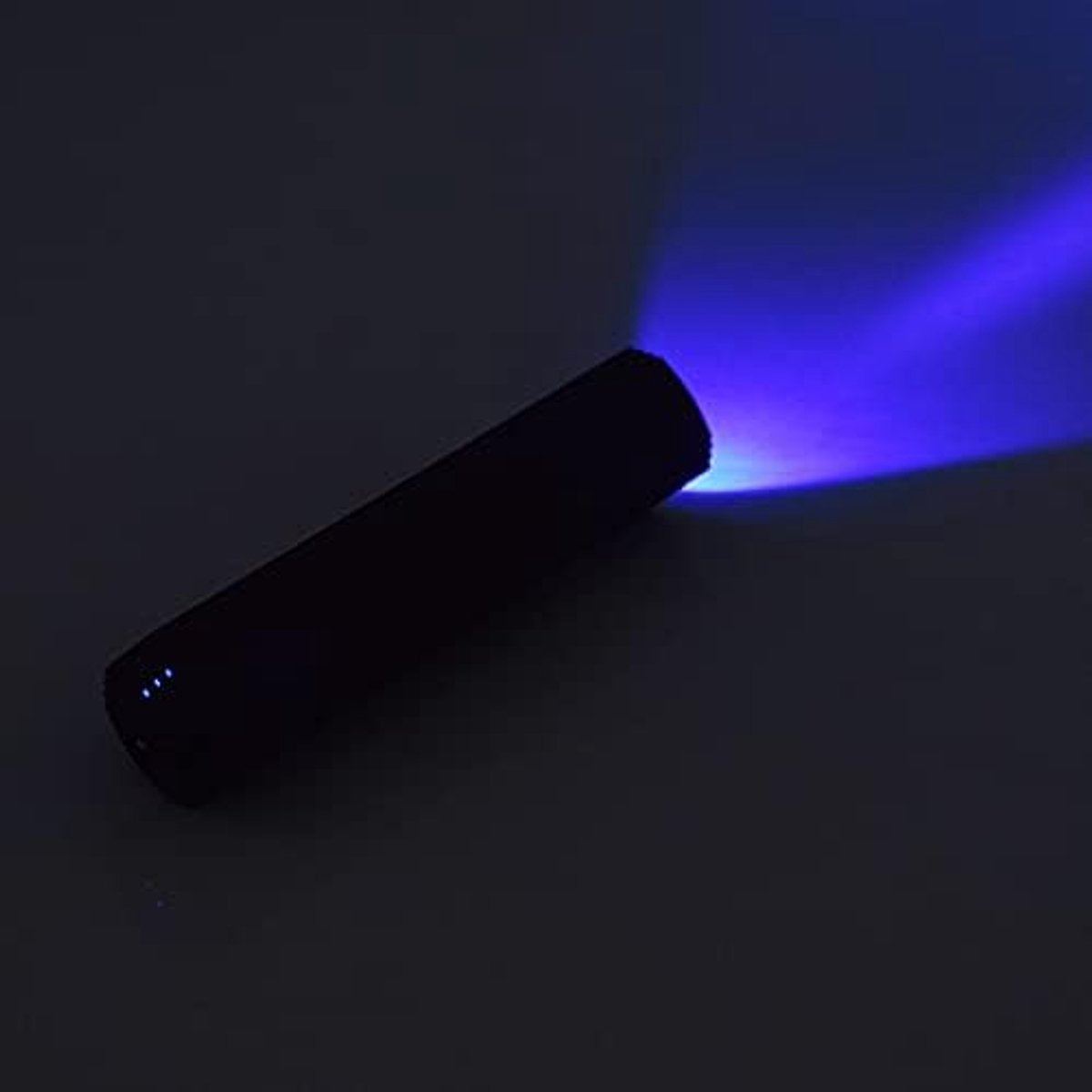 UV Flashlight - Professional UV Lamp - Black Light - 365 nm - Black Filter - Rechargeable - For curing resins, gemstones, minerals, and nail art - Image 5