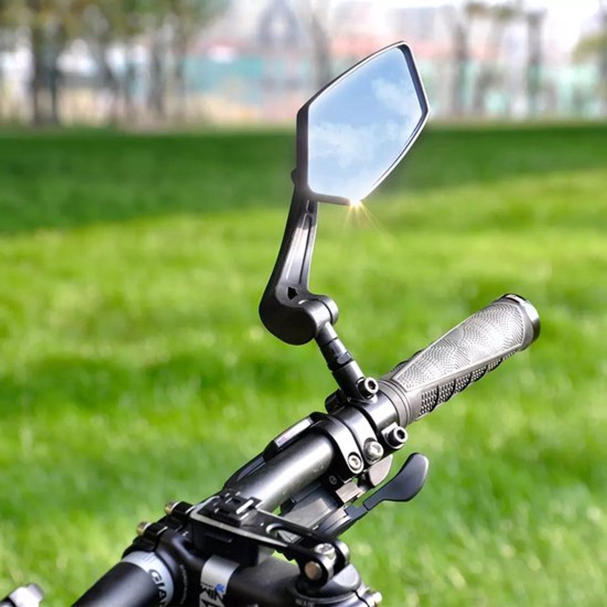 2-Piece Bicycle Rearview Mirror, Large Folding Mirror for 20-24mm Handlebars, 360° Adjustable HD Bicycle Mirror, Bike Mirror for Bicycles and Mountain Bikes - Image 5