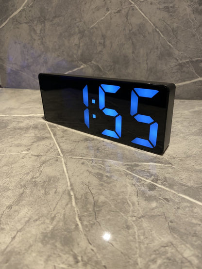 Klok Digital Deluxe - Bedroom - Sound Sensor - Wekker - Black - USB - Battery - LED Wit - Image 4