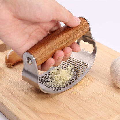 Garlic Press - Stainless Steel Cup - Dishwasher Safe - Garlic Press with High-Quality Wooden Handle - Ergonomic Handle for Garlic Press - Garlic Chopper - 10 x 5.1 cm - Large and Thick - Image 3