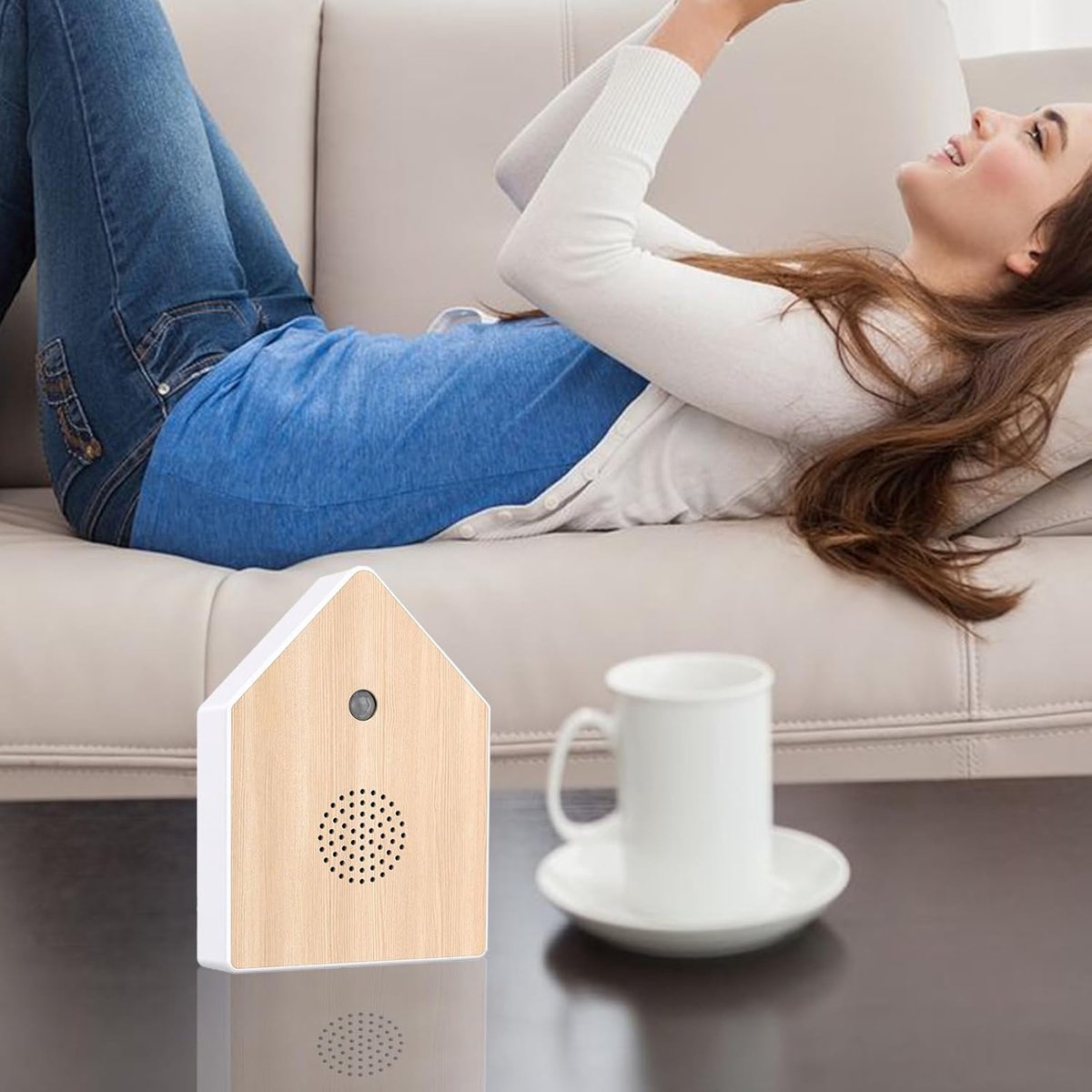 Motion detectors with nature sounds - Wall-mounted housing - Nature sounds - Birdsong - Songs - Suitable for hallways, bathrooms, guest rooms, toilets, and relaxation areas - Solid wood panels - Image 8